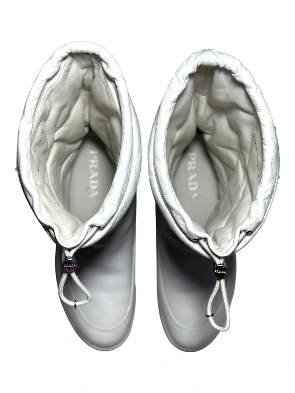 Prada White Leather Quilted Platform Moon Boots Weiss size 40 US 10 Puffer Snow